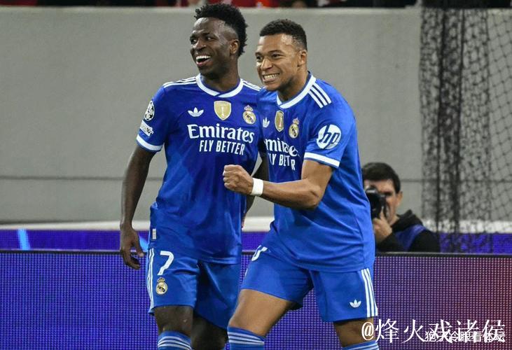 欧冠之夜:利物浦1-4崩盘 姆巴佩大四喜皇马4-3 欧冠之夜:利物浦1-4崩盘 姆巴佩大四喜皇马4-3
